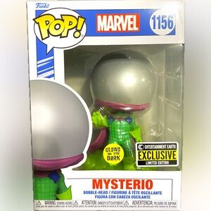 EXCLUSIVE GITD MYSTERIO MARVEL FUNKO POP!